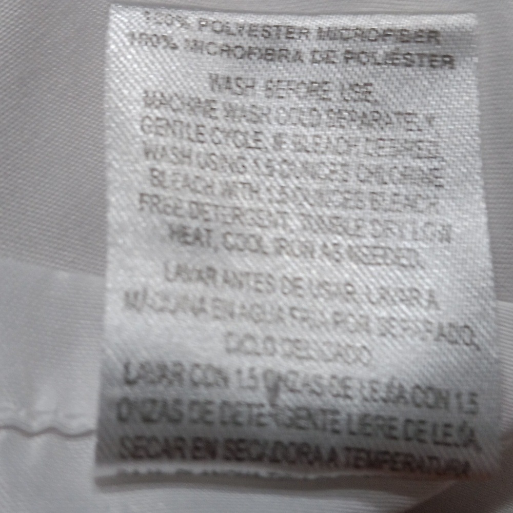 Queen White Sheets - Picture 3 of 4